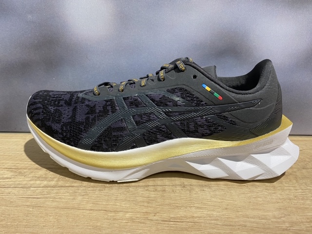 Asics Nova Blast Men