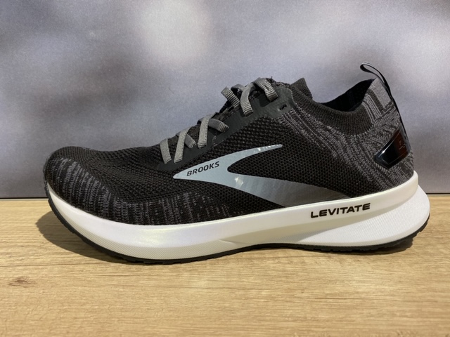 Brooks Levitate 4 Men