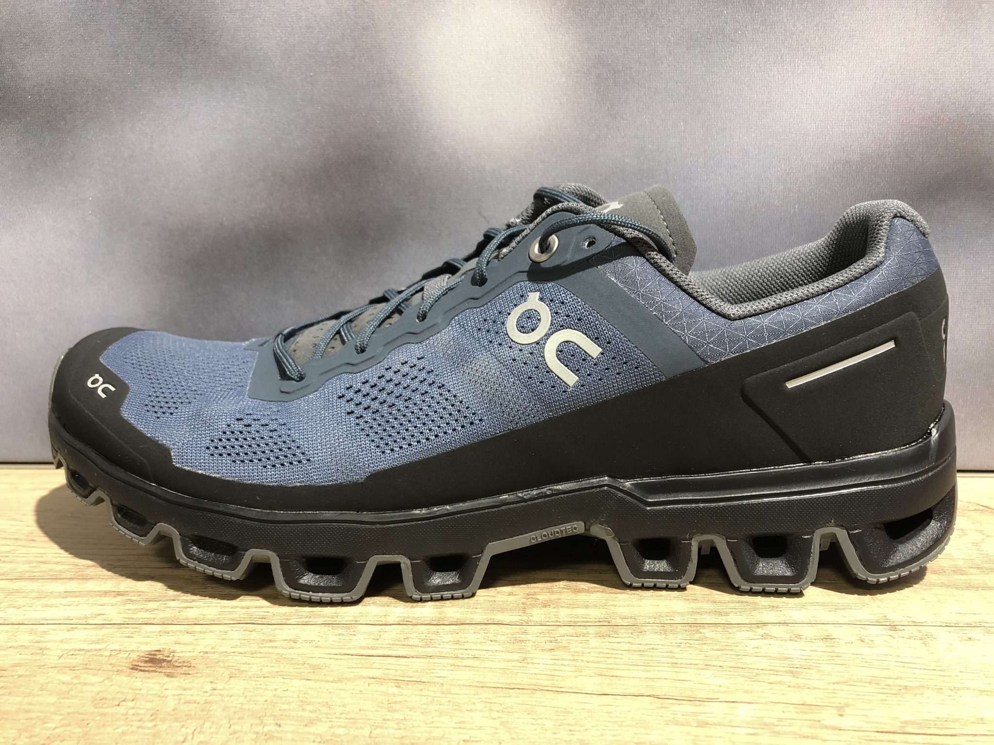 ON Cloudventure Men